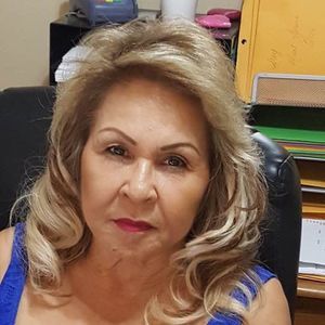 Meet your Posher, Stella